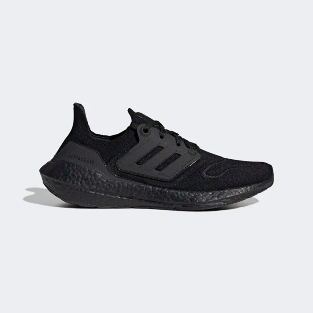 11W / 10M - [NEW] Women's adidas UltraBoost 22 Running‎ Shoes Black GX5587